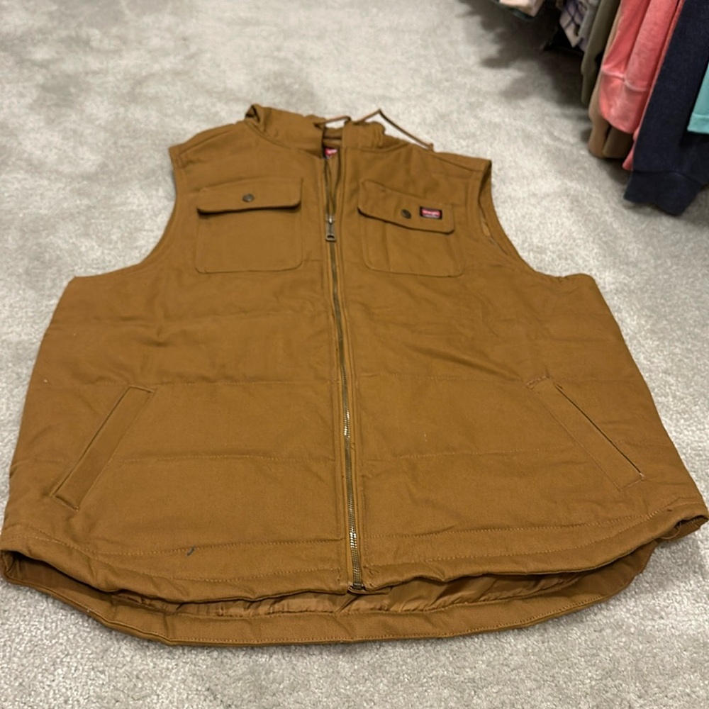 Wrangler hooded vest